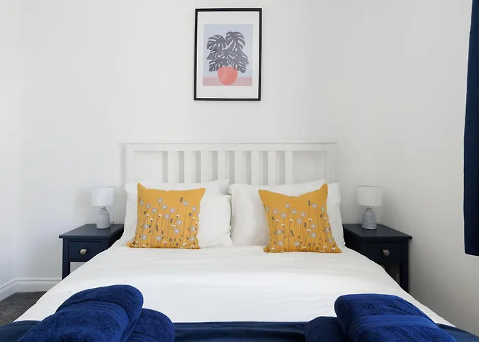 Two Bed Apartment With Sea Views In Bognor Regis